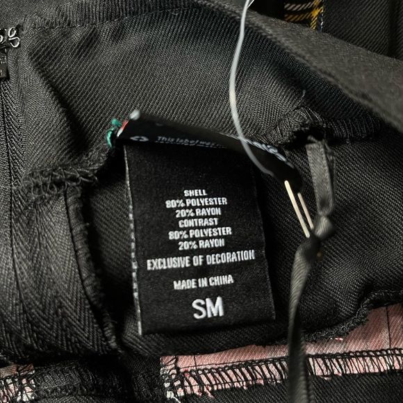 Hot Topic Skelanimals Plaid Contrast Pleated Unicorn Skull Skirt Black Red Small - Picture 6 of 8